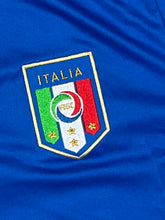 Cargar imagen en el visor de la galería, vintage Puma Italia BALOTELLI9 2014 home jersey DSWT {S}
