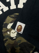 Load image into Gallery viewer, vintage BAPE a bathing ape t-shirt {L}
