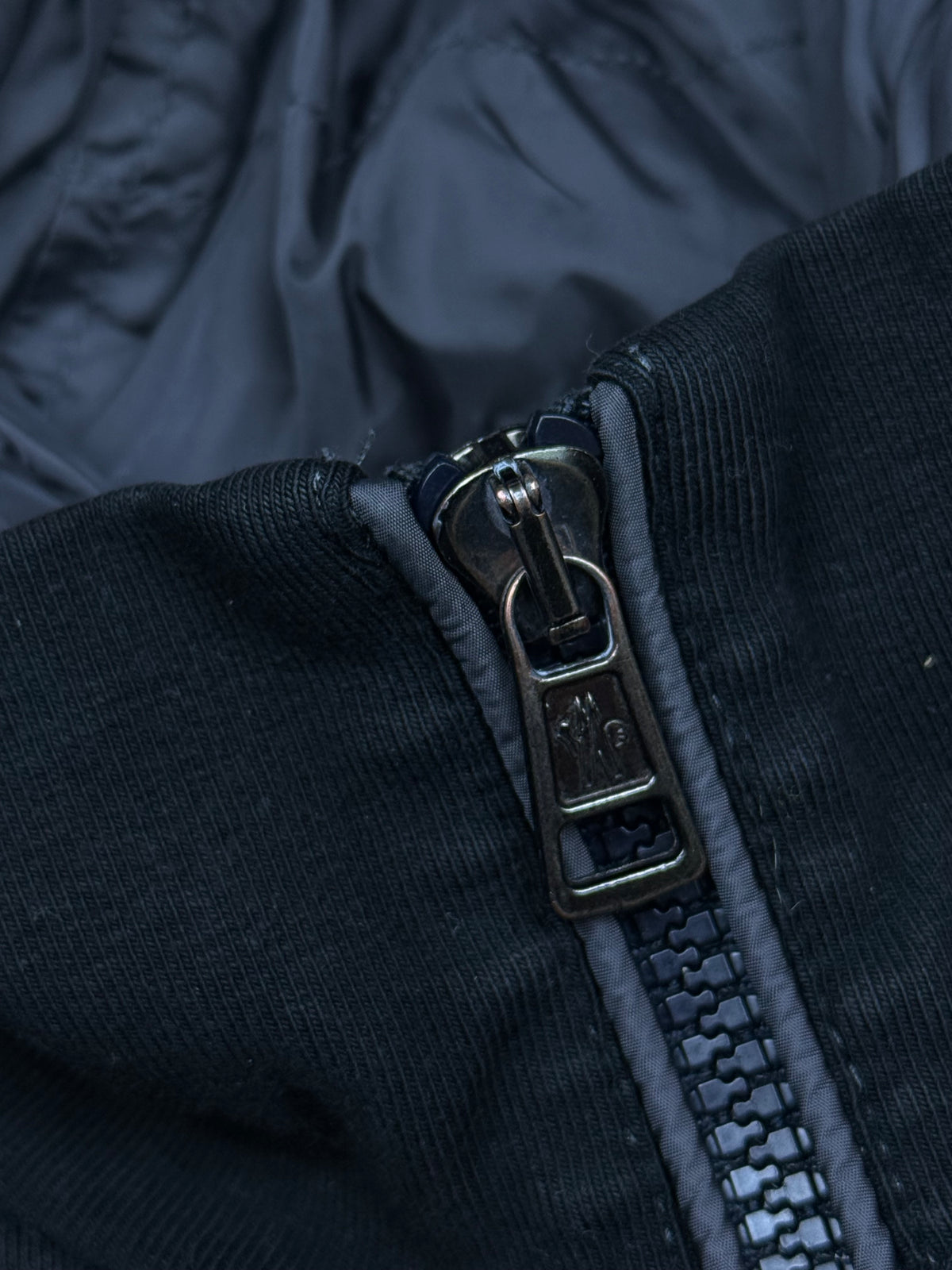 vintage Moncler sweatjacket {L}