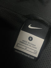 Cargar imagen en el visor de la galería, vintage Nike Manchester United windbreaker {S}
