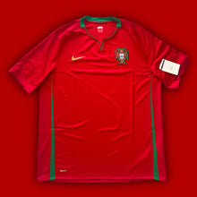 Carica l&#39;immagine nel visualizzatore di Gallery, vintage Nike Portugal 2008 home jersey DSWT {XL}
