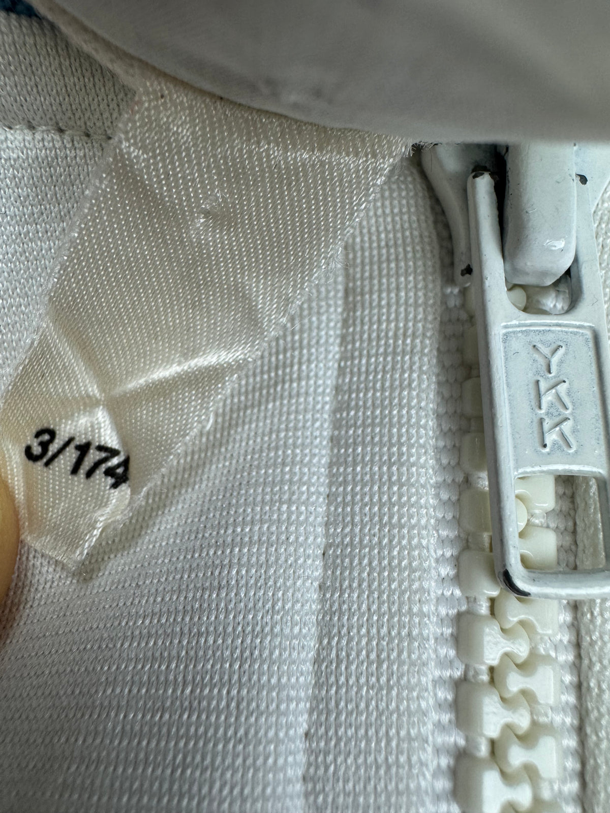 vintage Lacoste sweatjacket {M}