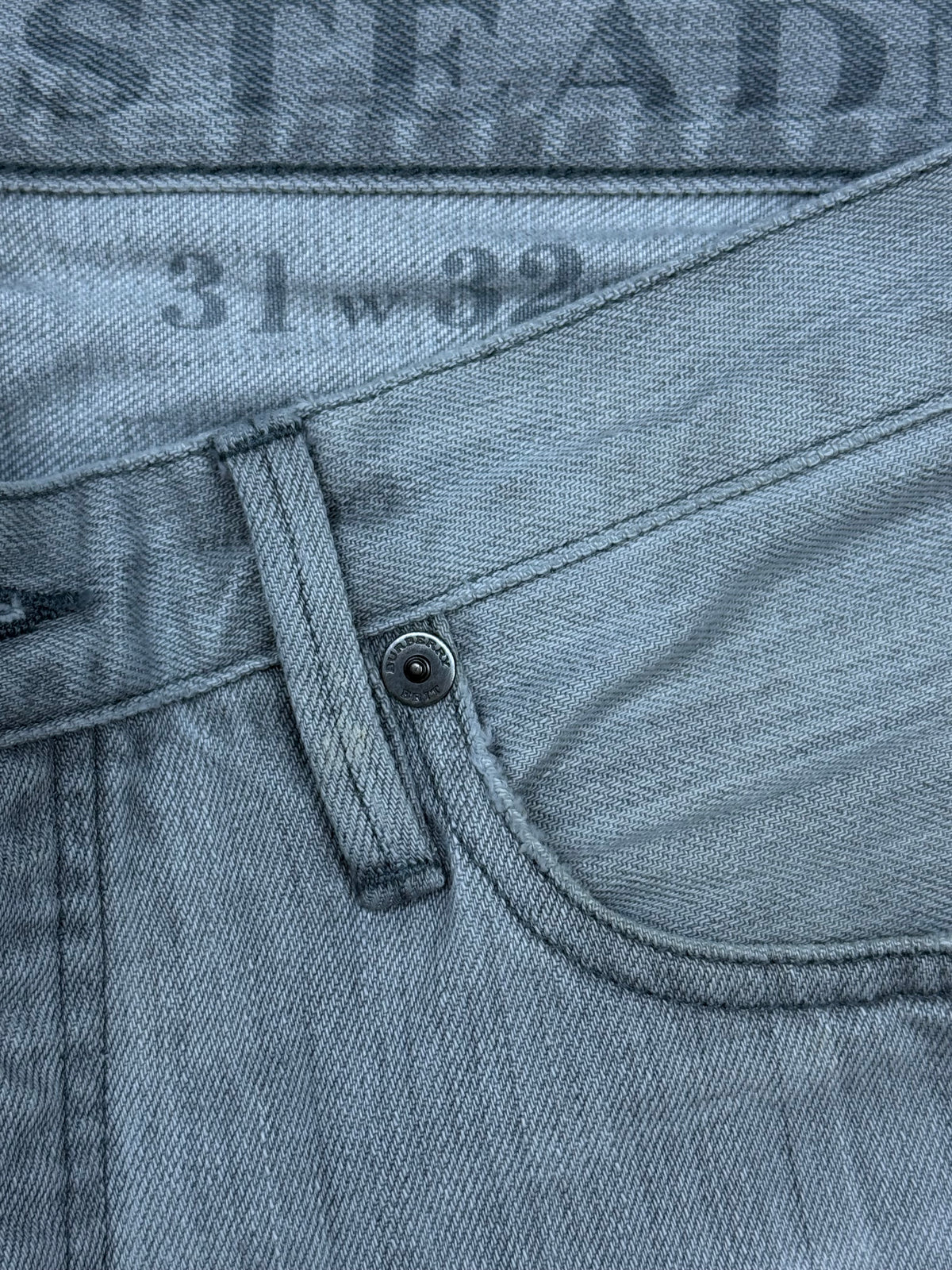 vintage Burberry jeans {M}