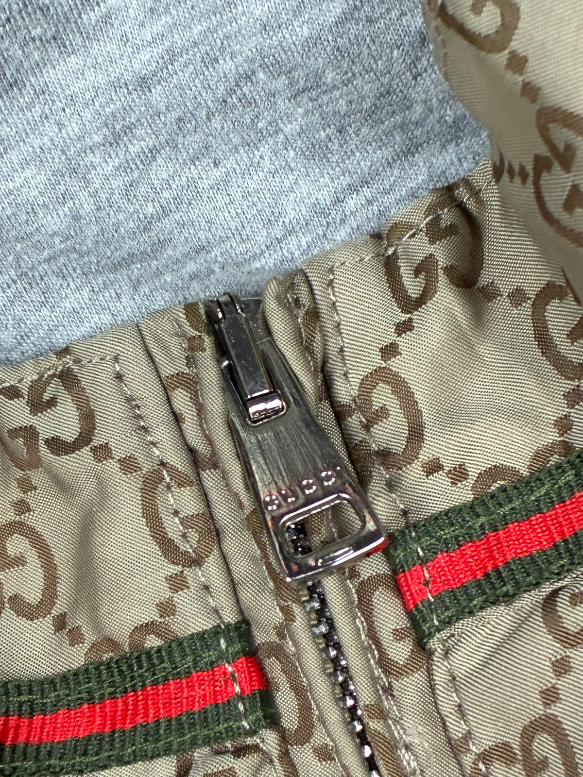 vintage Gucci GG monogram windbreaker {M}