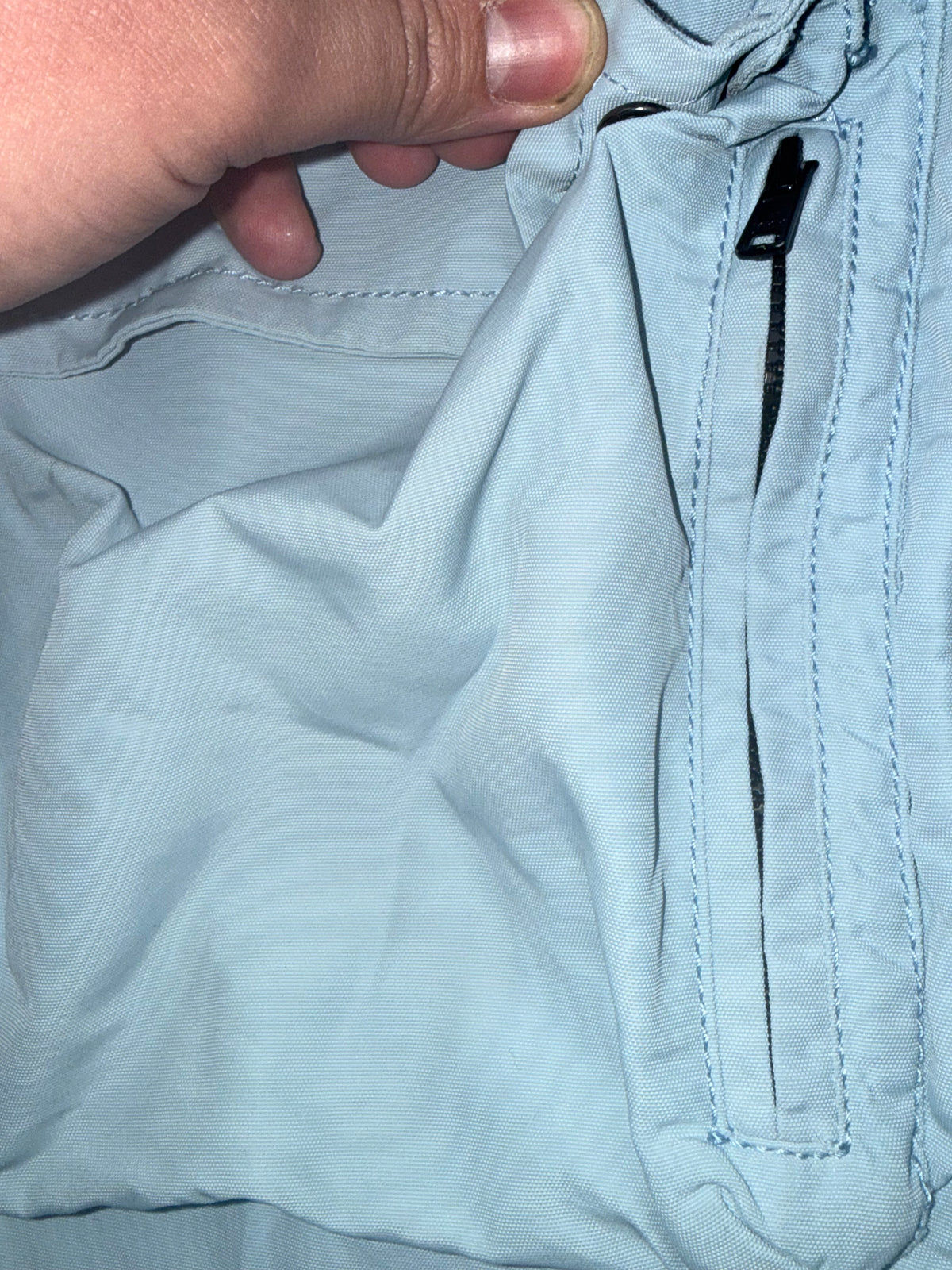 vintage babyblue Burberry jacket {L}
