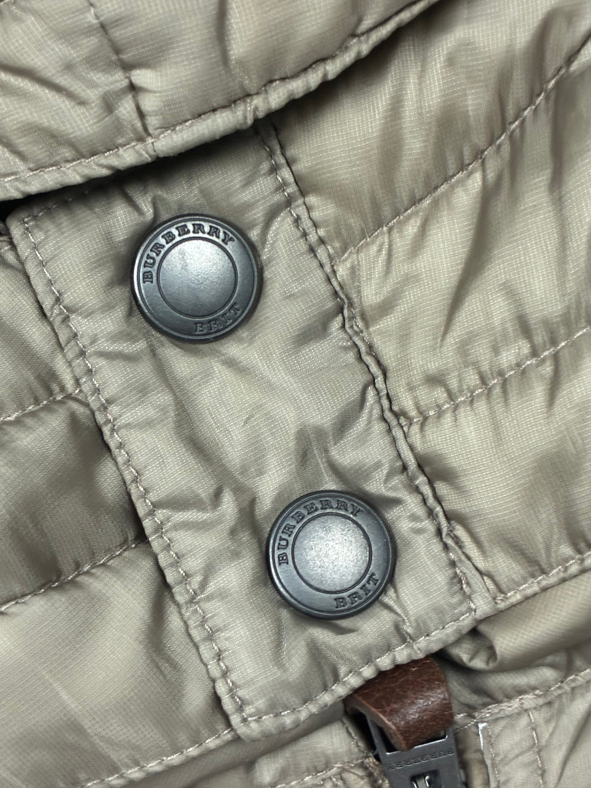 vintage Burberry vest {XS}