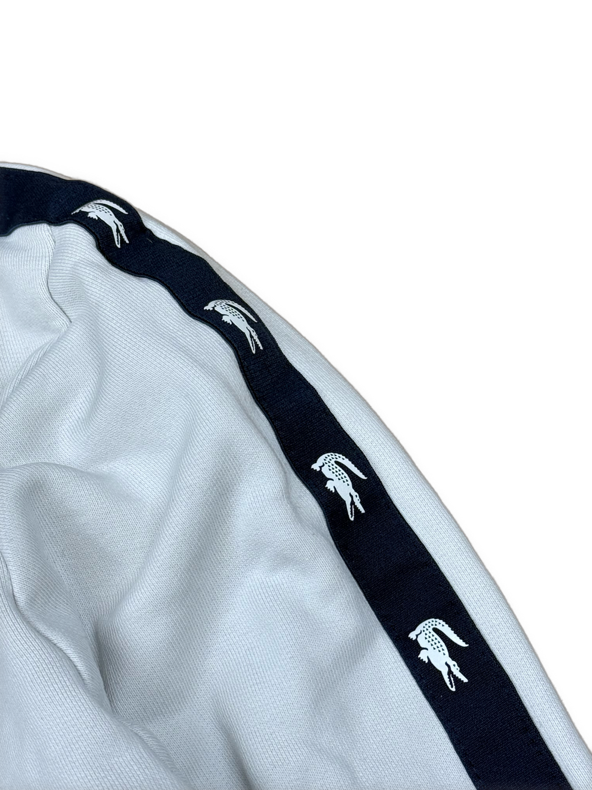 white Lacoste sweater {L}