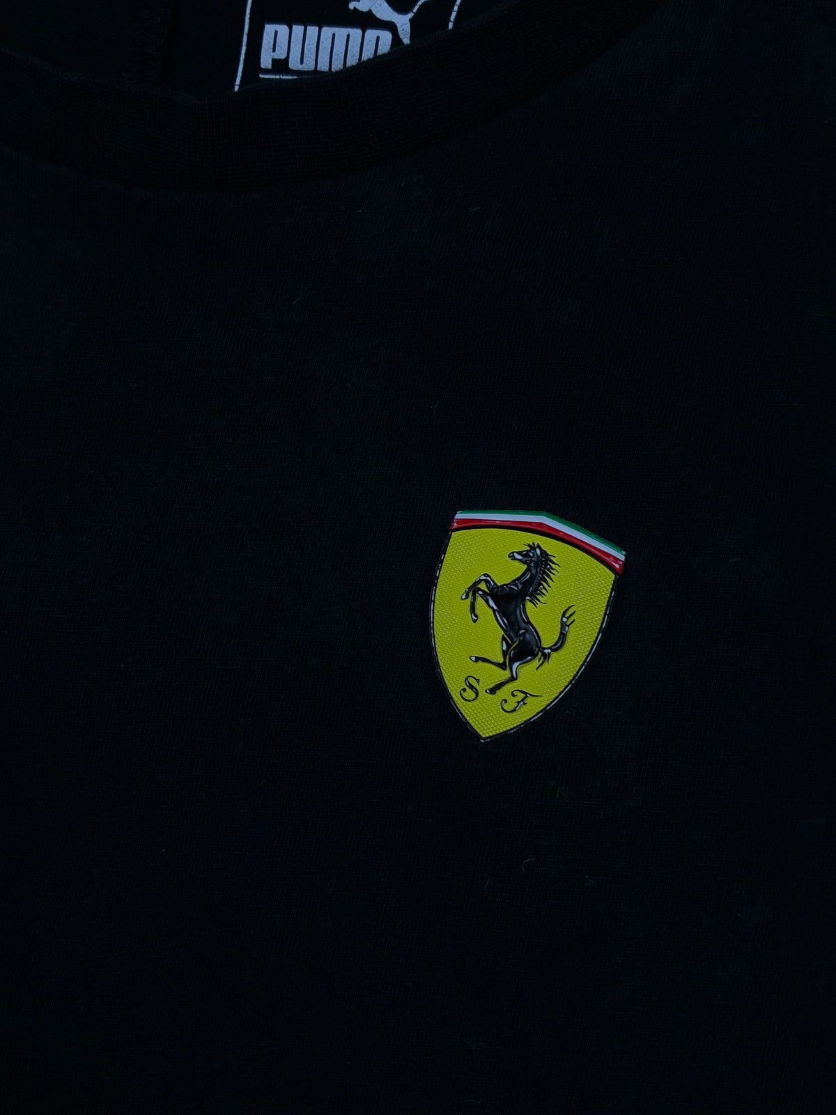 vintage Puma Ferrari t-shirt {S}