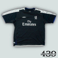 Carica l&#39;immagine nel visualizzatore di Gallery, vintage Umbro Fc Chelsea 2004-2005 away jersey {XL}
