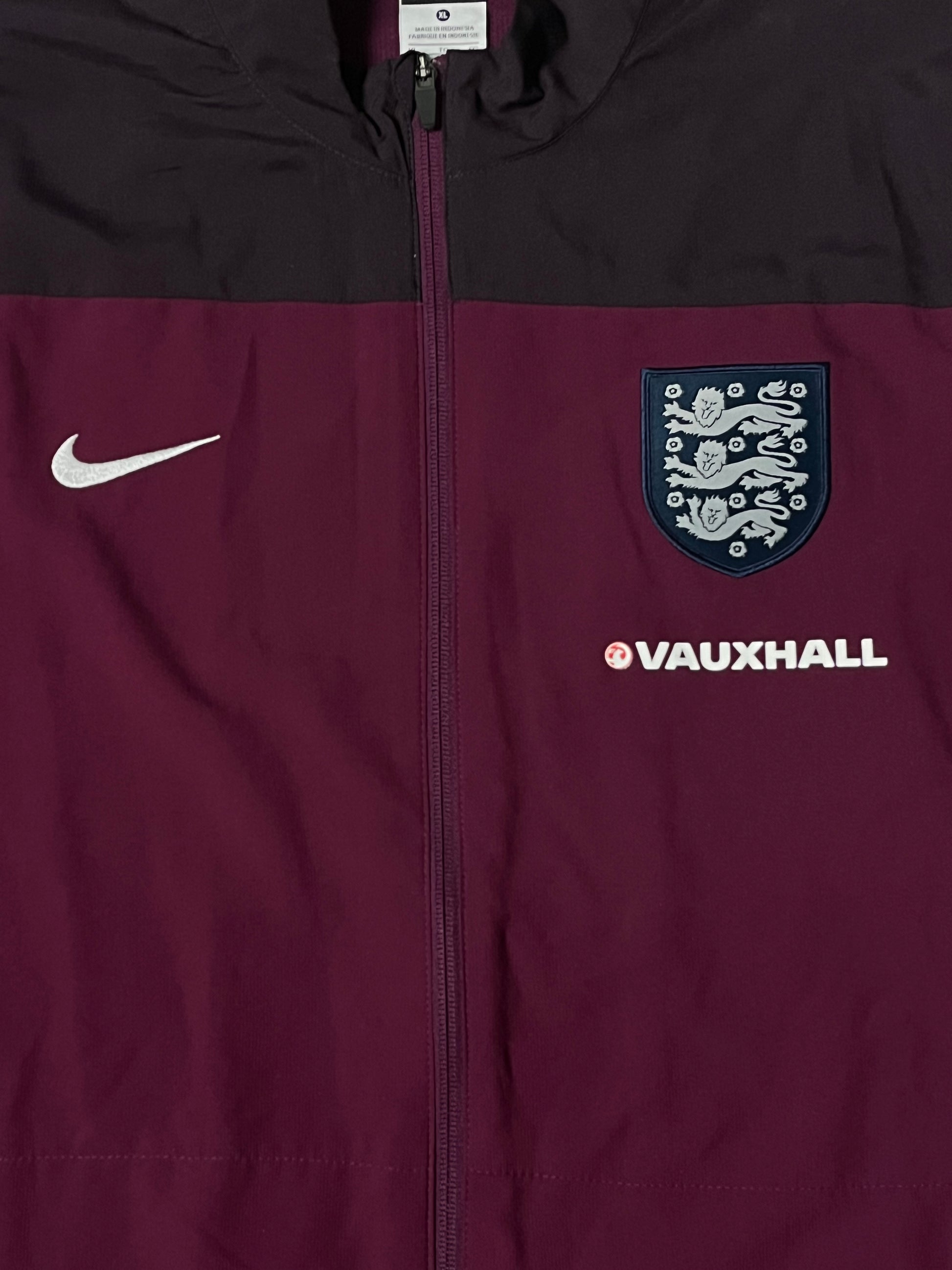 vintage Nike England windbreaker {XL}