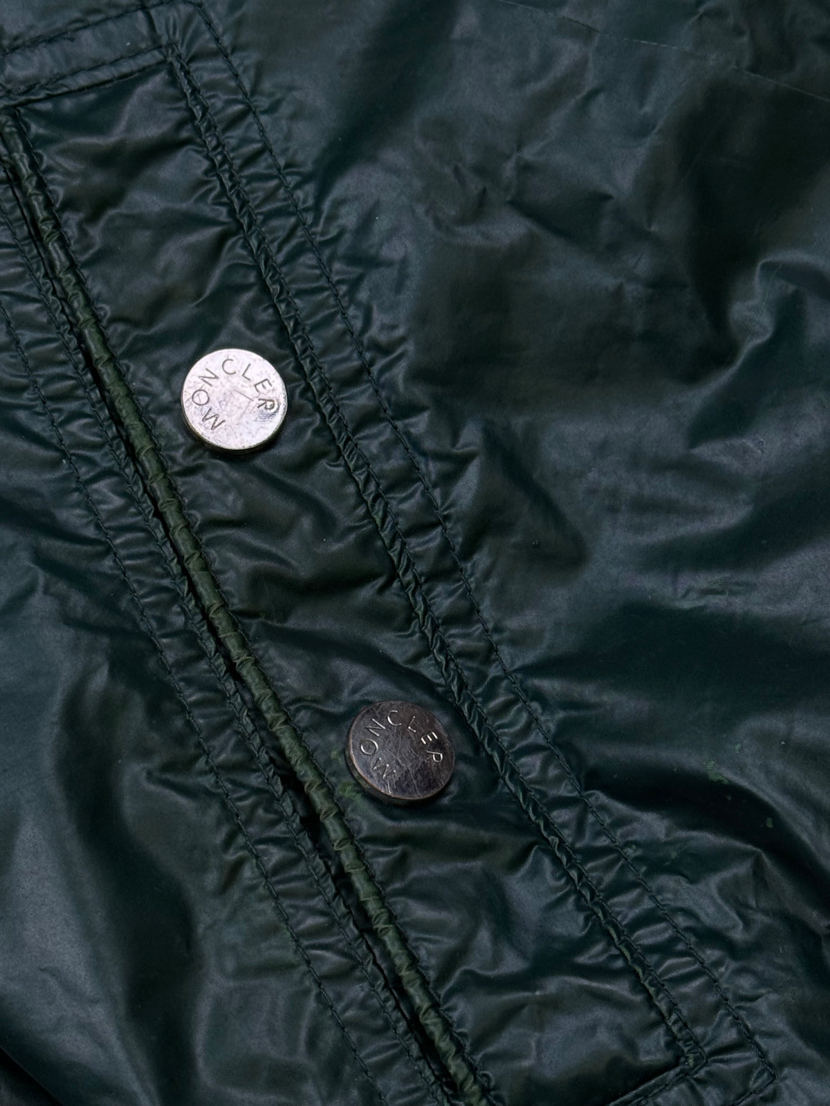 vintage Moncler windbreaker {M}