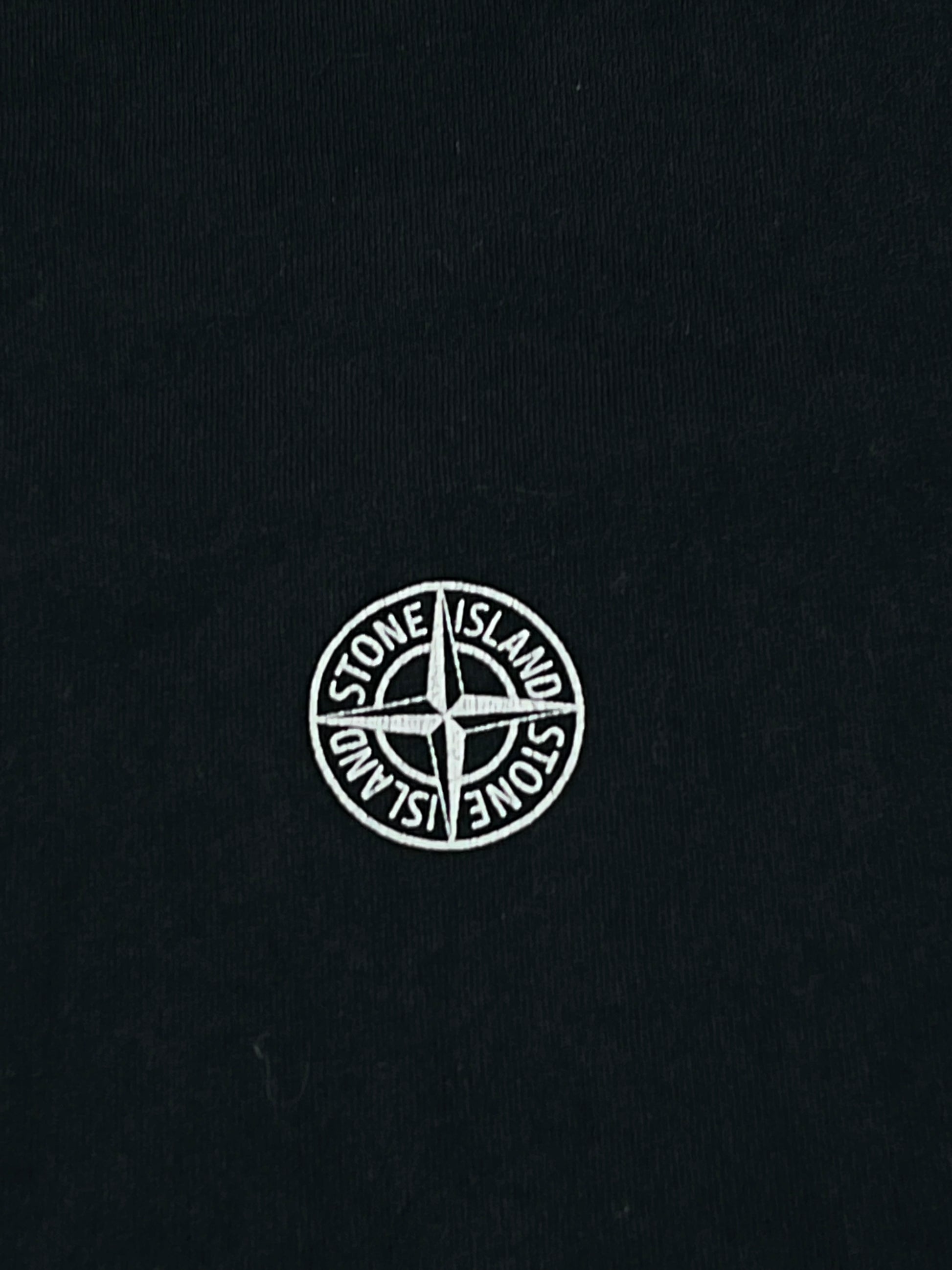 vintage Stone Island t-shirt {M}