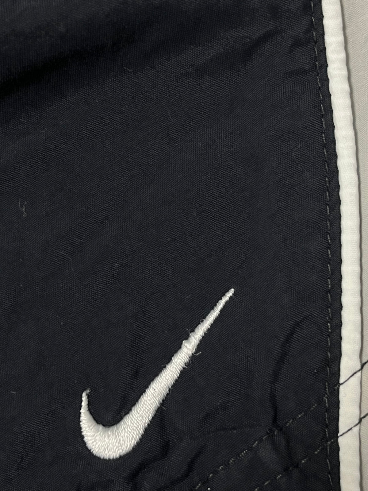 vintage Nike shorts {M}