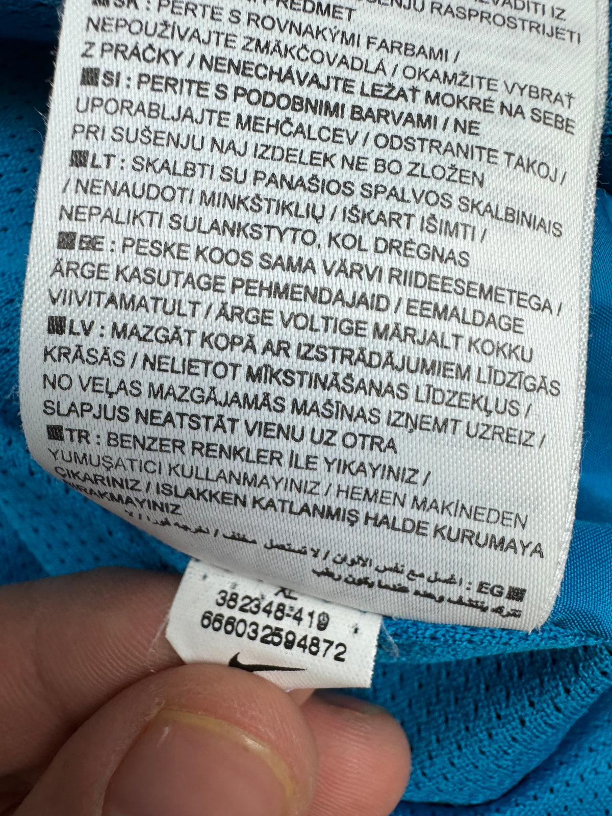 vintage Nike Fc Barcelona windbreaker {S}