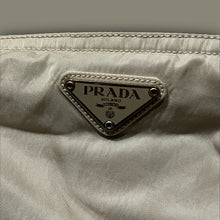 Cargar imagen en el visor de la galería, vintage Prada slingbag
