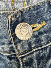Carregar imagem no visualizador da galeria, vintage True Religion jeans {M}
