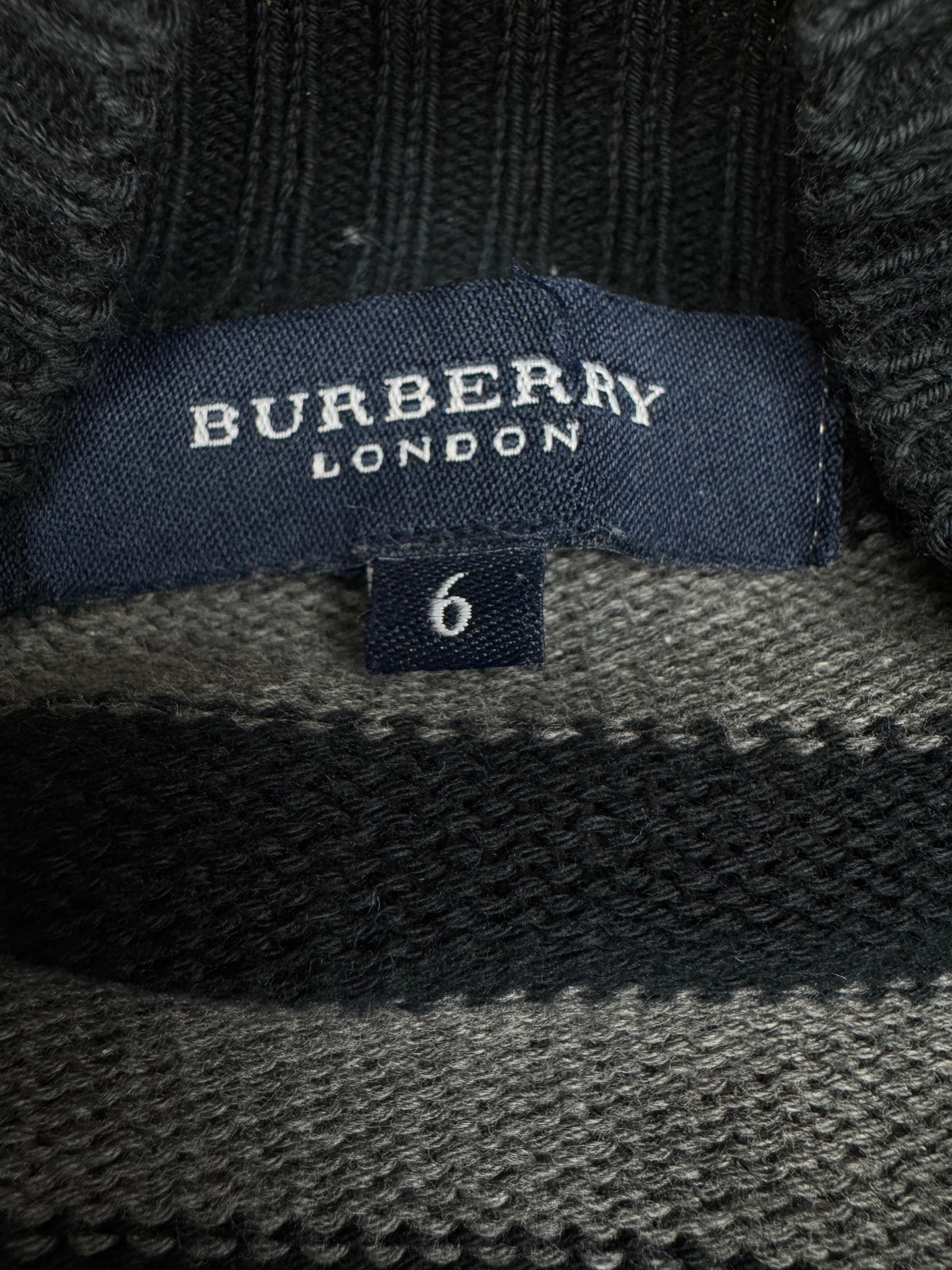 vintage Burberry sweatjacket {L}