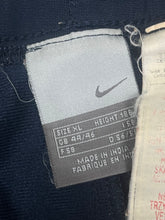 Φόρτωση εικόνας στο εργαλείο προβολής Συλλογής, vintage Nike joggingpants {XL}
