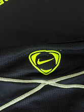 Load image into Gallery viewer, vintage Nike Fc Barcelona long trainingjersey {L}
