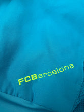 Carregar imagem no visualizador da galeria, vintage Nike Fc Barcelona windbreaker {M-L}
