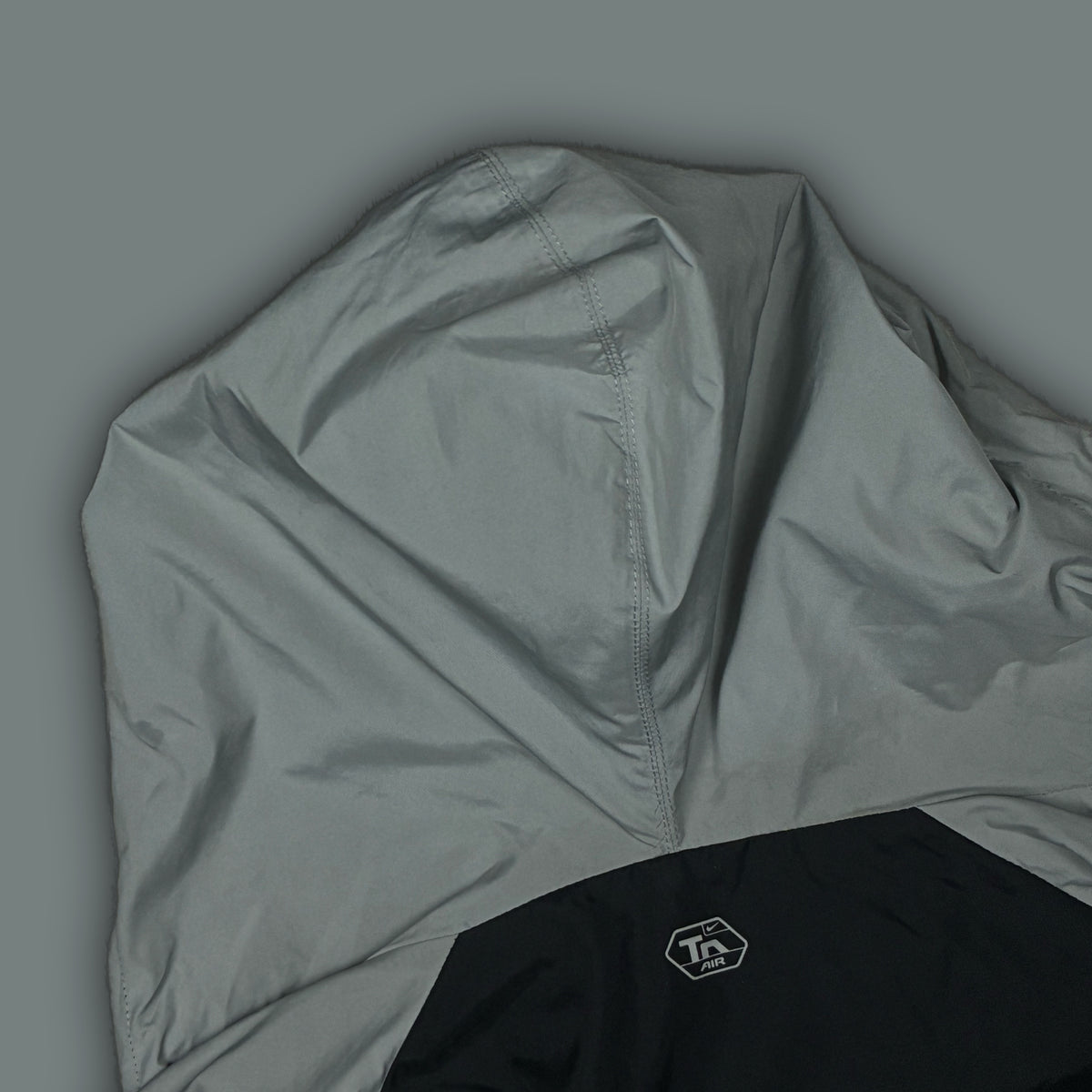 vintage Nike TN TUNED reversible windbreaker {M}