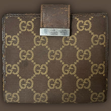 Load image into Gallery viewer, vintage Gucci wallet
