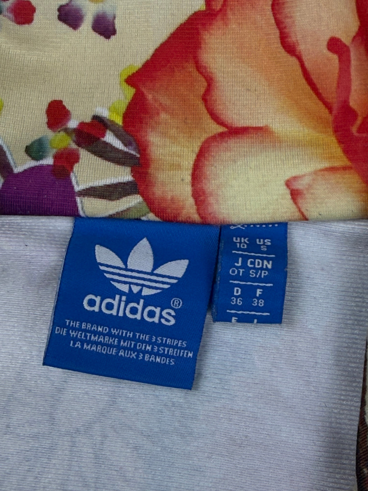 vintage Adidas trackjacket {S}