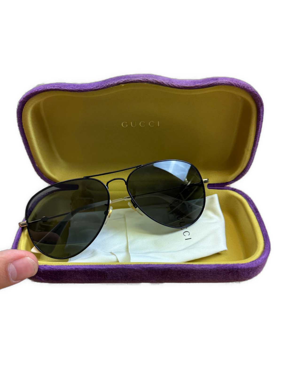 vintage women Gucci sunglasses