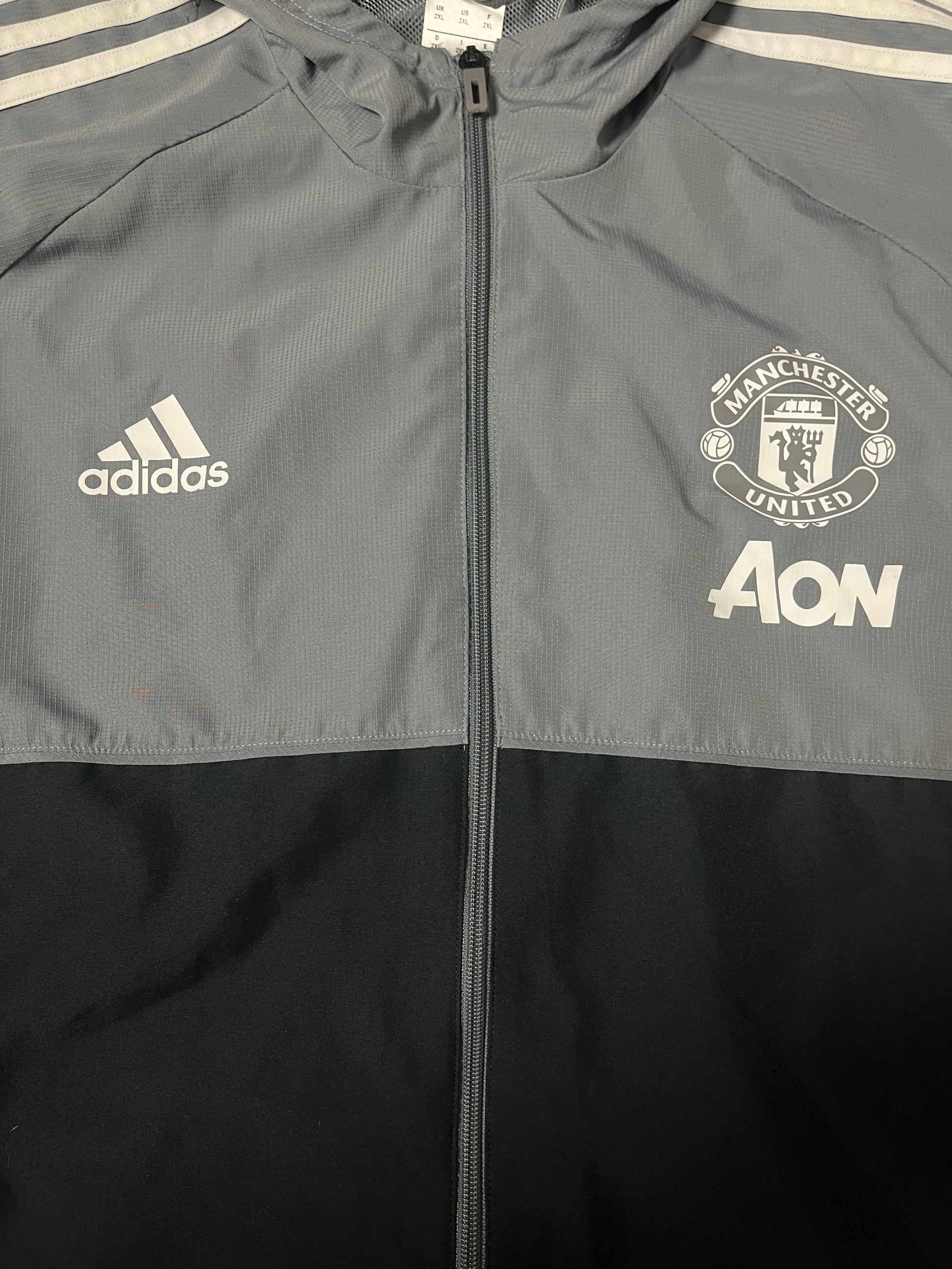 vintage Adidas Manchester United windbreaker {XXL}