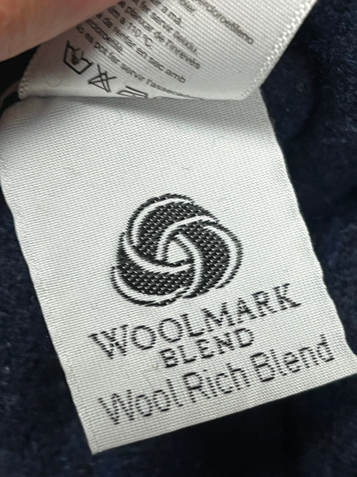 vintage Lacoste knittedjacket {XL}