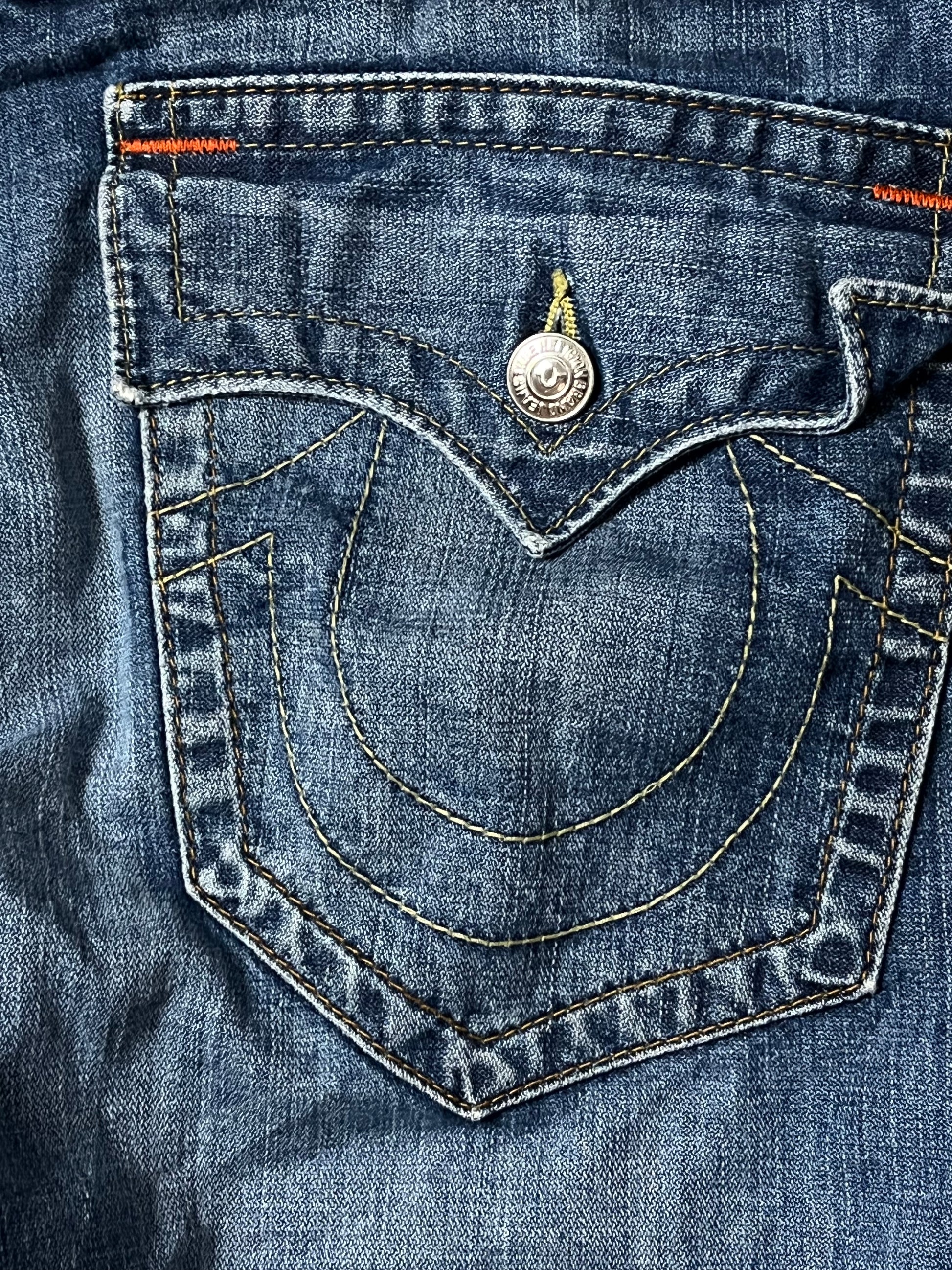 vintage True Religion jeans {L-XL}