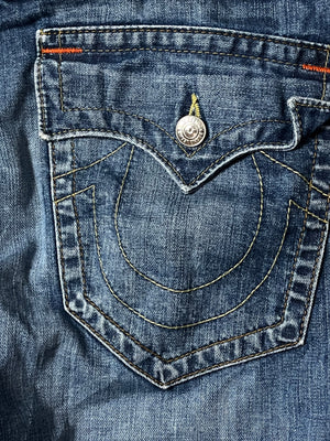 vintage True Religion jeans {L-XL}