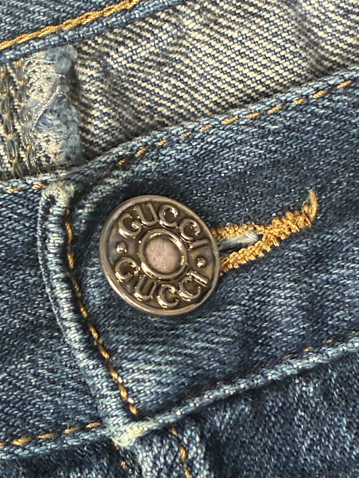 vintage Gucci jeans {M}