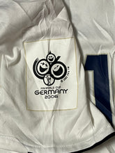 Φόρτωση εικόνας στο εργαλείο προβολής Συλλογής, vintage Umbro England OWEN10 2006 home jersey {M}
