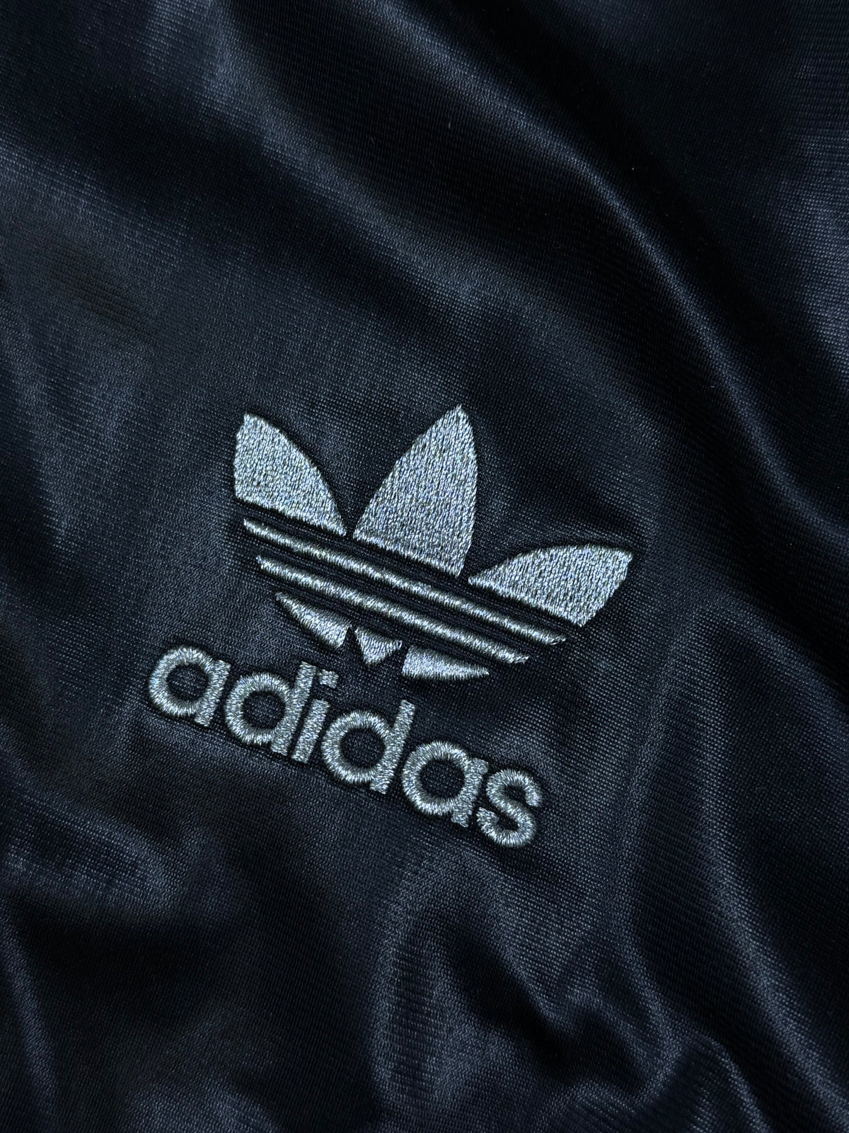 vintage Adidas trackjacket {XL}