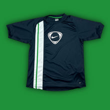 Carregar imagem no visualizador da galeria, vintage Nike jersey {M}
