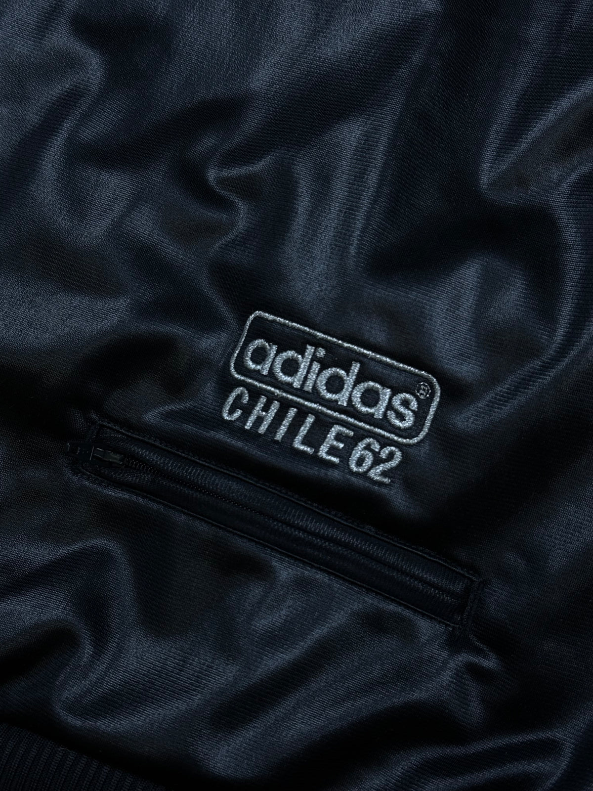 vintage Adidas trackjacket {XL}