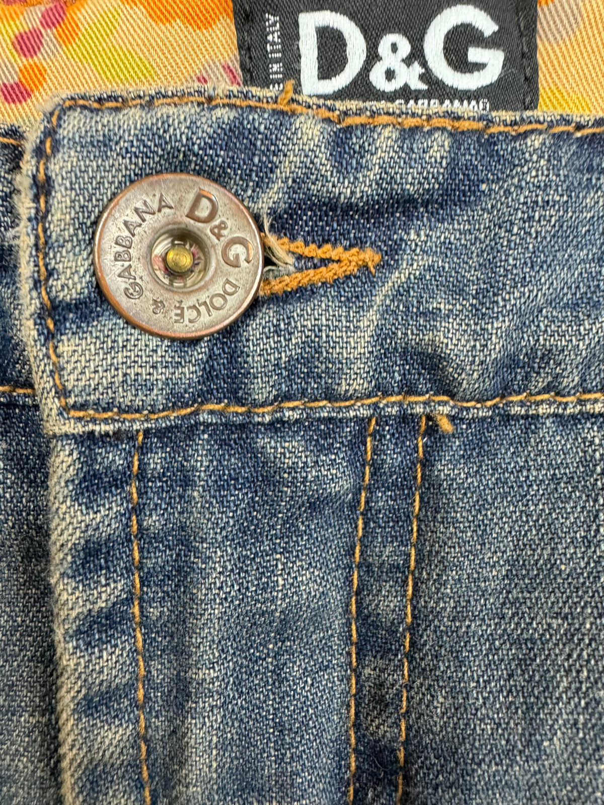 vintage Dolce & Gabbana skirt {M}