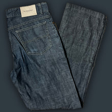 Carica l&#39;immagine nel visualizzatore di Gallery, vintage Burberry jeans {L-XL}
