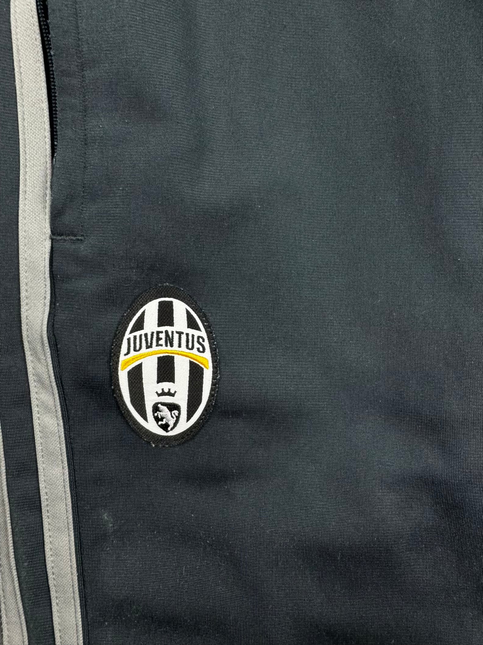 vintage Adidas Juventus Turin tracksuit {XS}