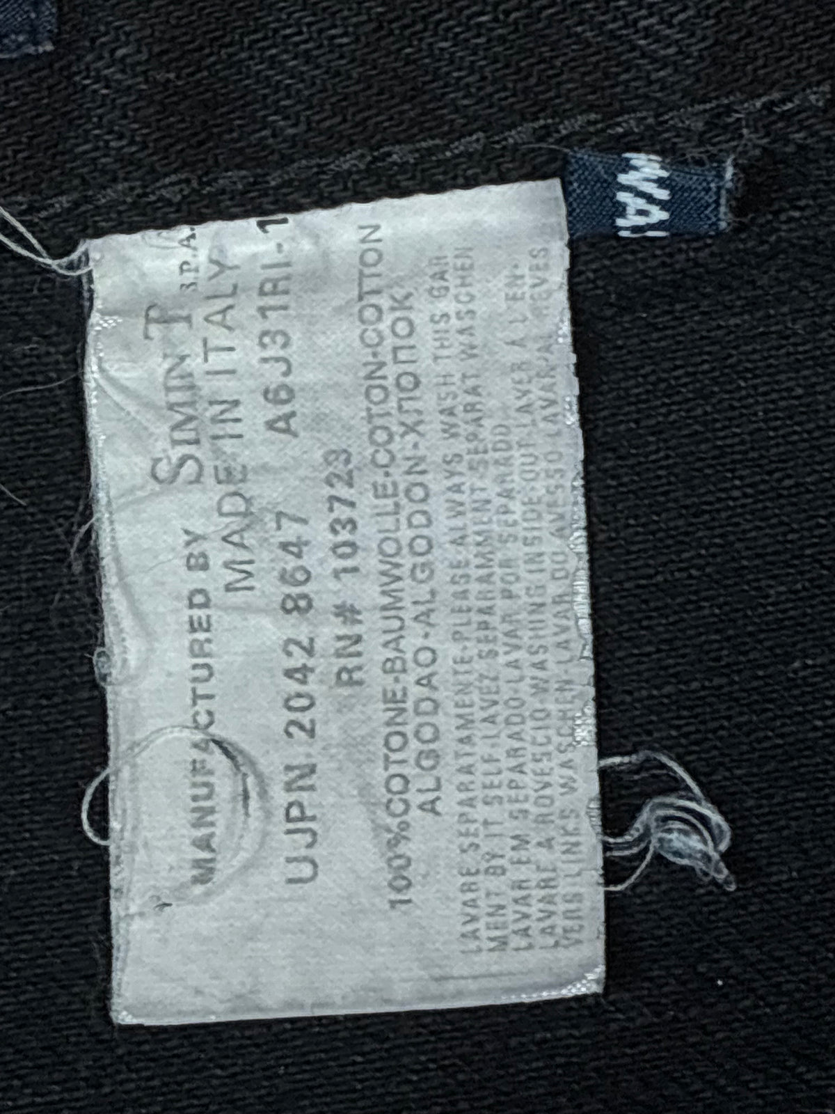 vintage Armani jeans {M}