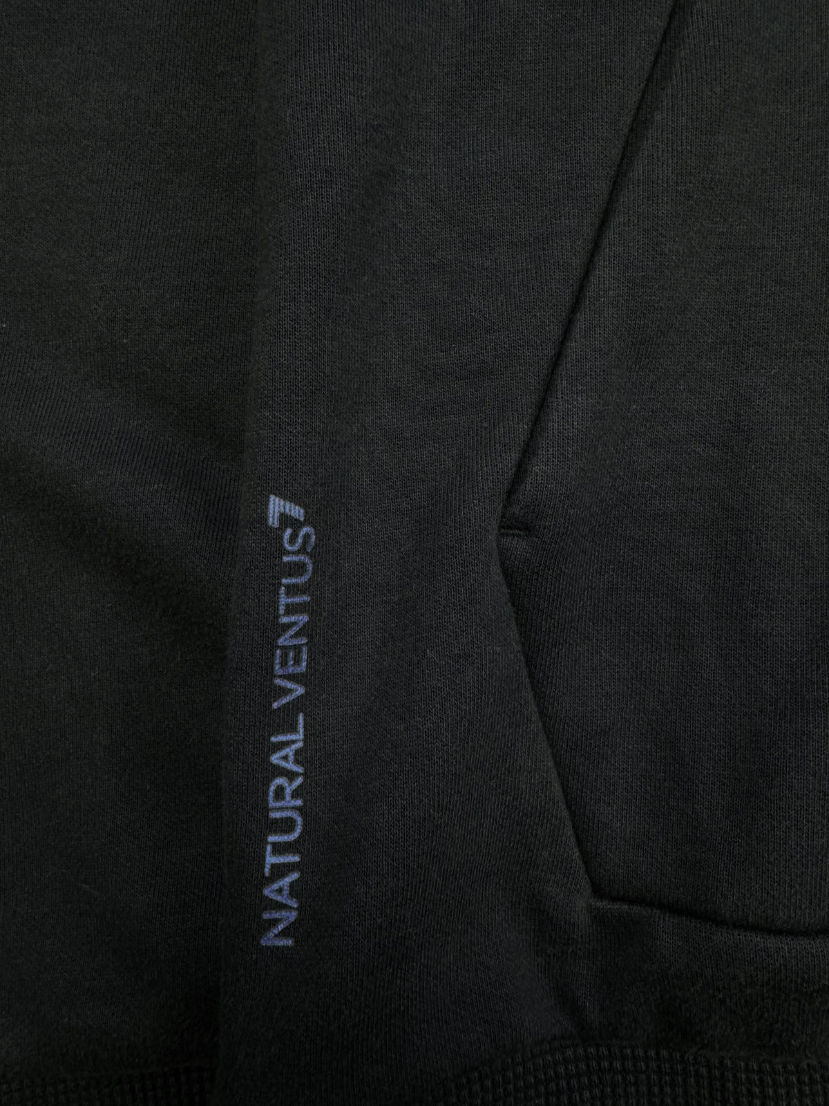 vintage Emporio Armani EA7 sweatjacket {L}