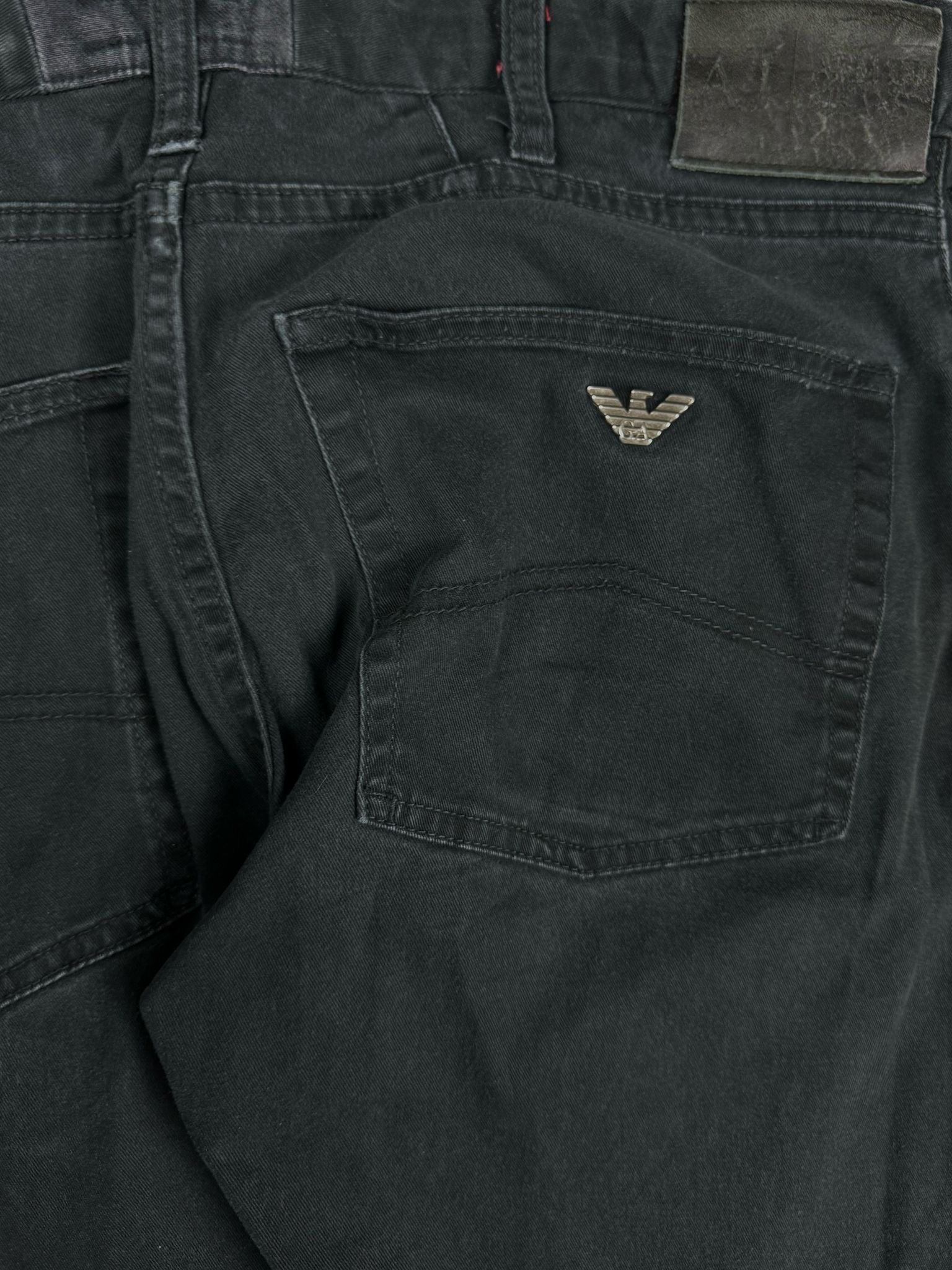 vintage Armani jeans {M}