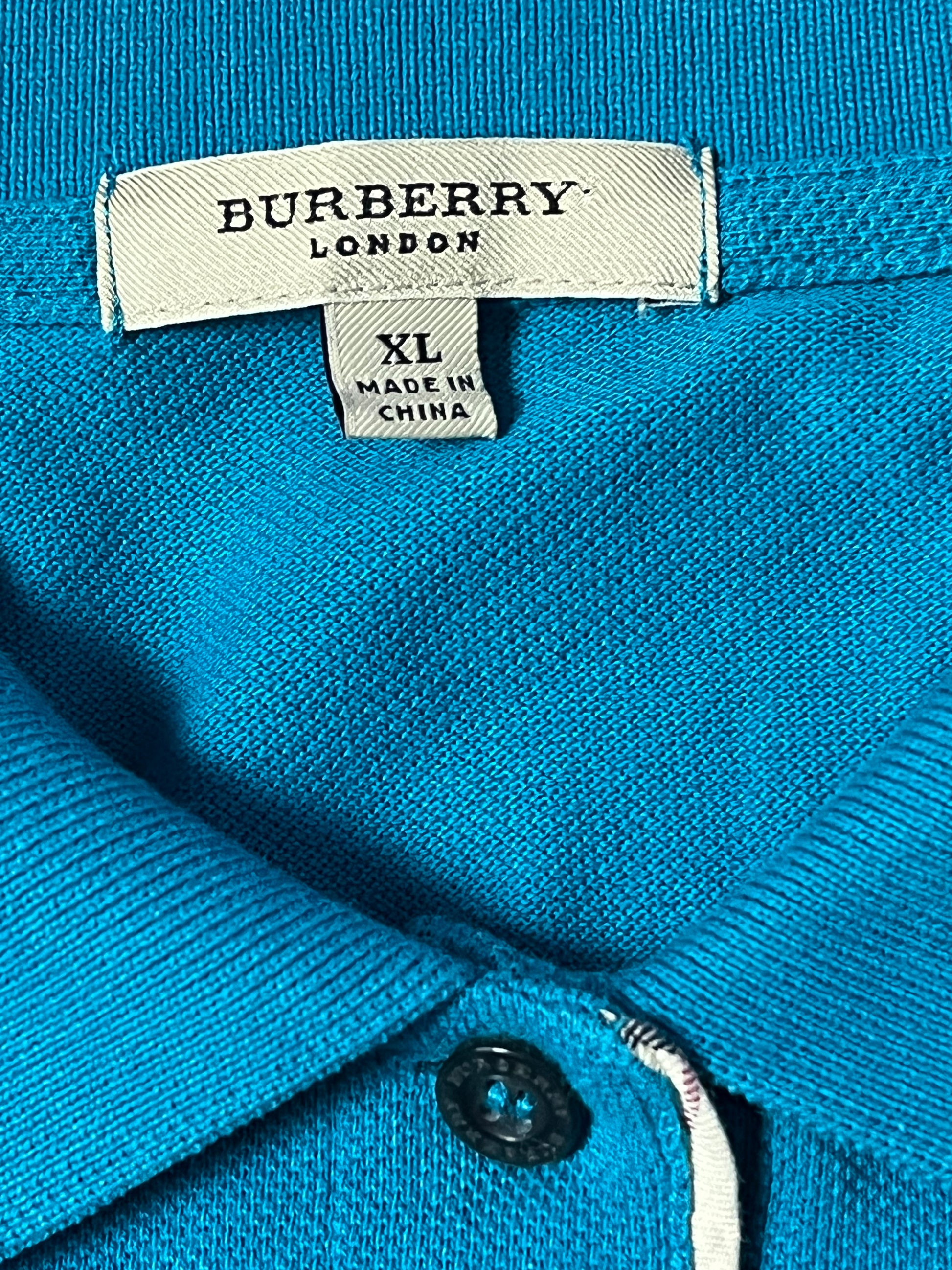 vintage Burberry polo {M}