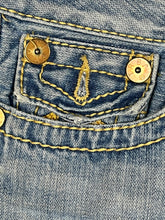 Carica l&#39;immagine nel visualizzatore di Gallery, vintage True Religion shorts {S}
