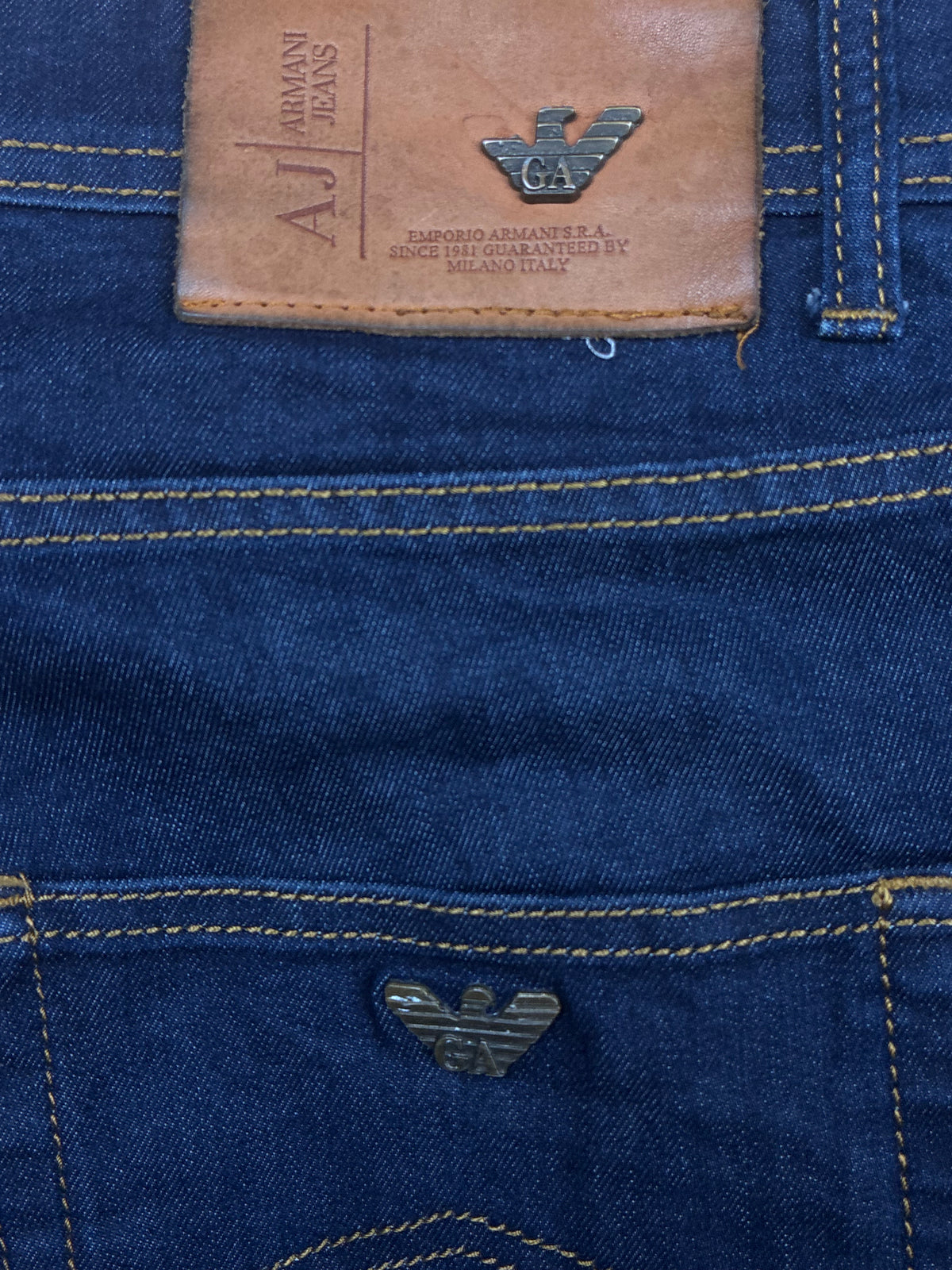 vintage Armani jeans {L}