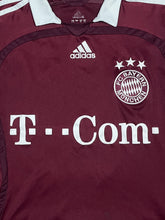 Lade das Bild in den Galerie-Viewer, vintage Adidas Bayern Munich 2006-2007 UCL home jersey {XS}
