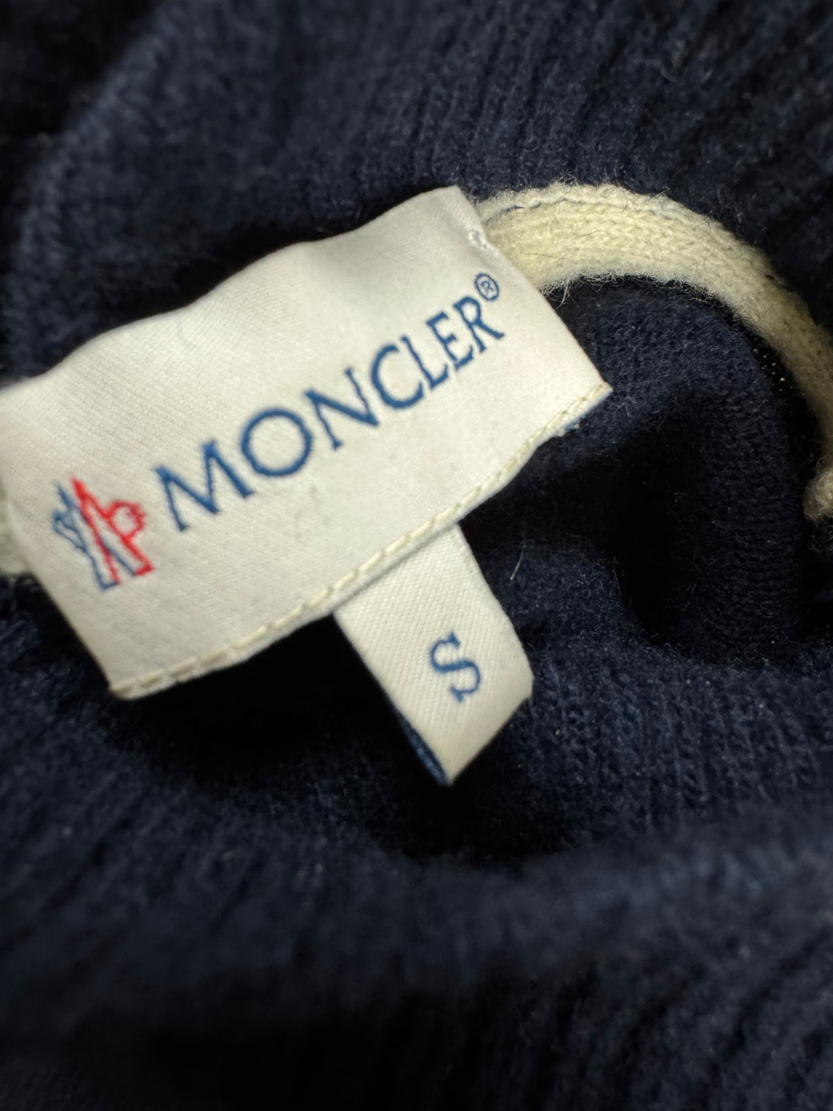 vintage Moncler turtleneck {S}