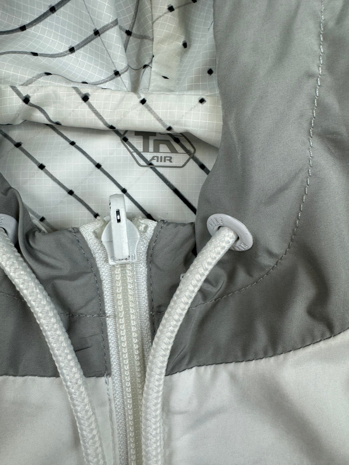 vintage Nike TN TUNED reversible windbreaker {L}