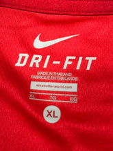 Cargar imagen en el visor de la galería, vintage Nike Manchester United trainingsjersey {XL}
